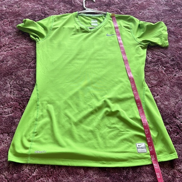 Nike Pro Lime Green NikeFit Fitted Performance Tee size M - Picture 7 of 10